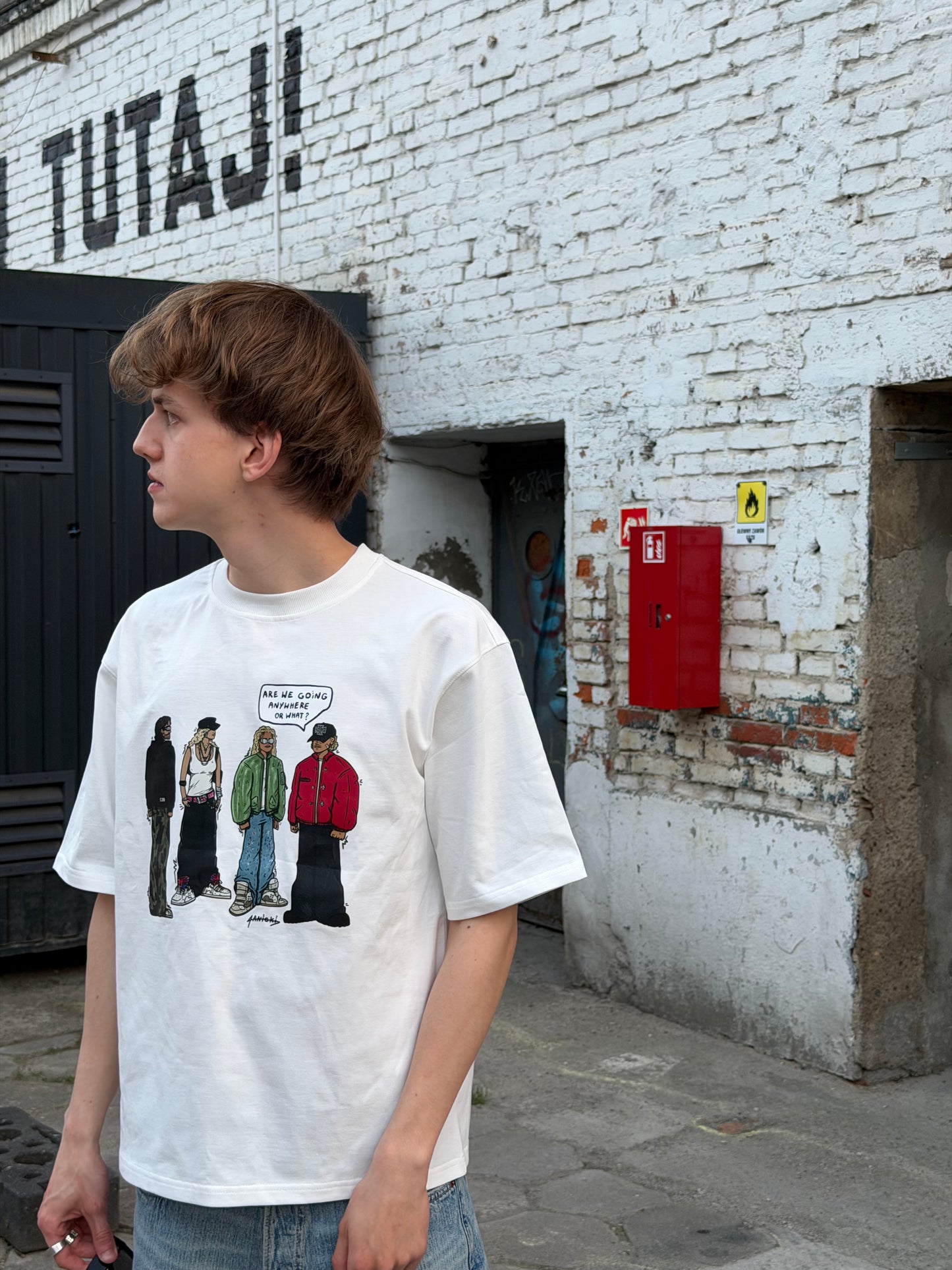 SQUAD TEE