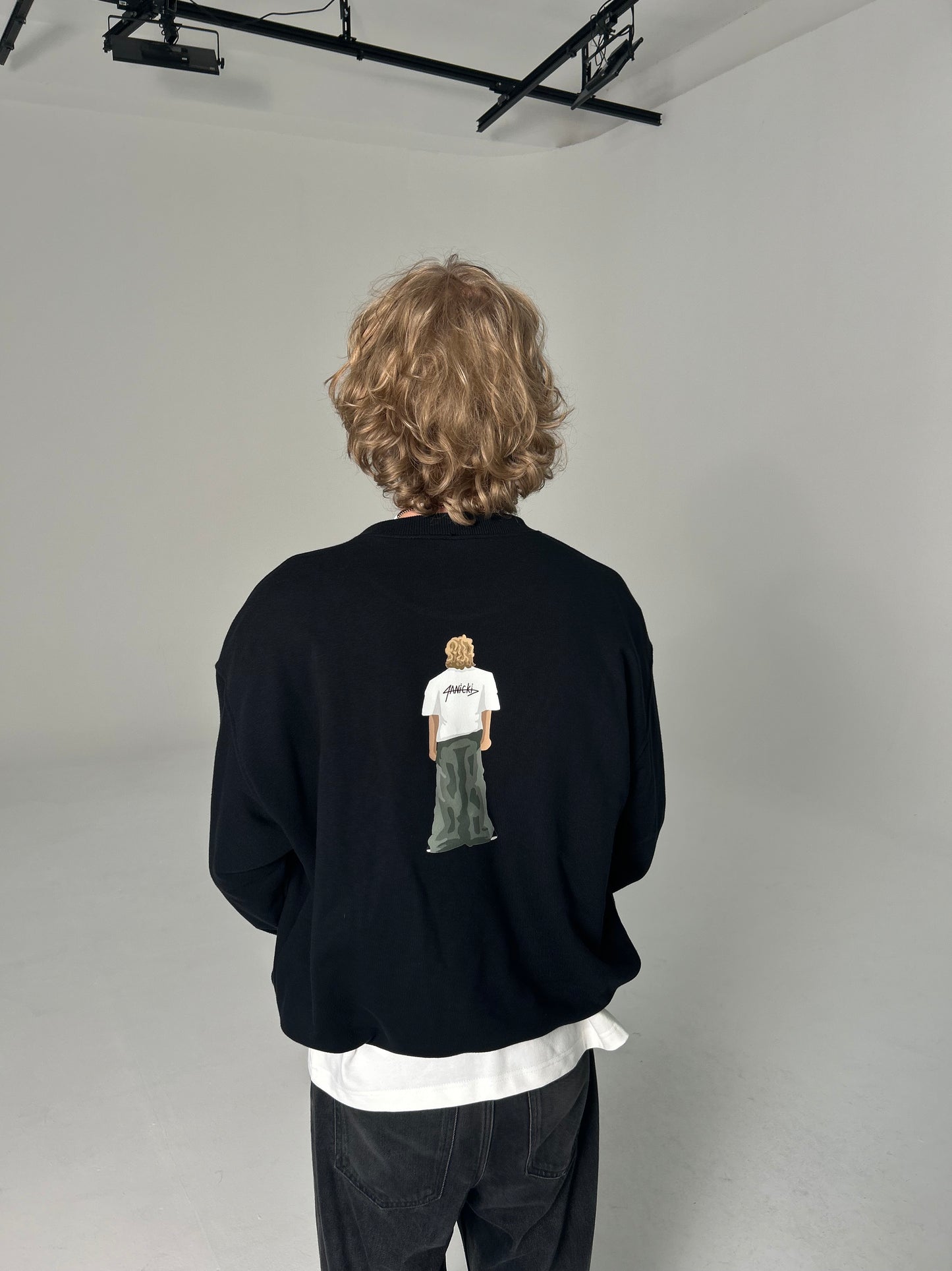 DOUBLESIDED CREWNECK BLACK